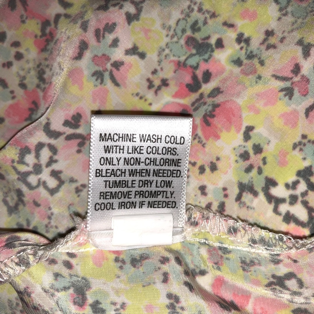 Candie’s Floral Razor Back Tank Size Medium - Picture 6 of 7